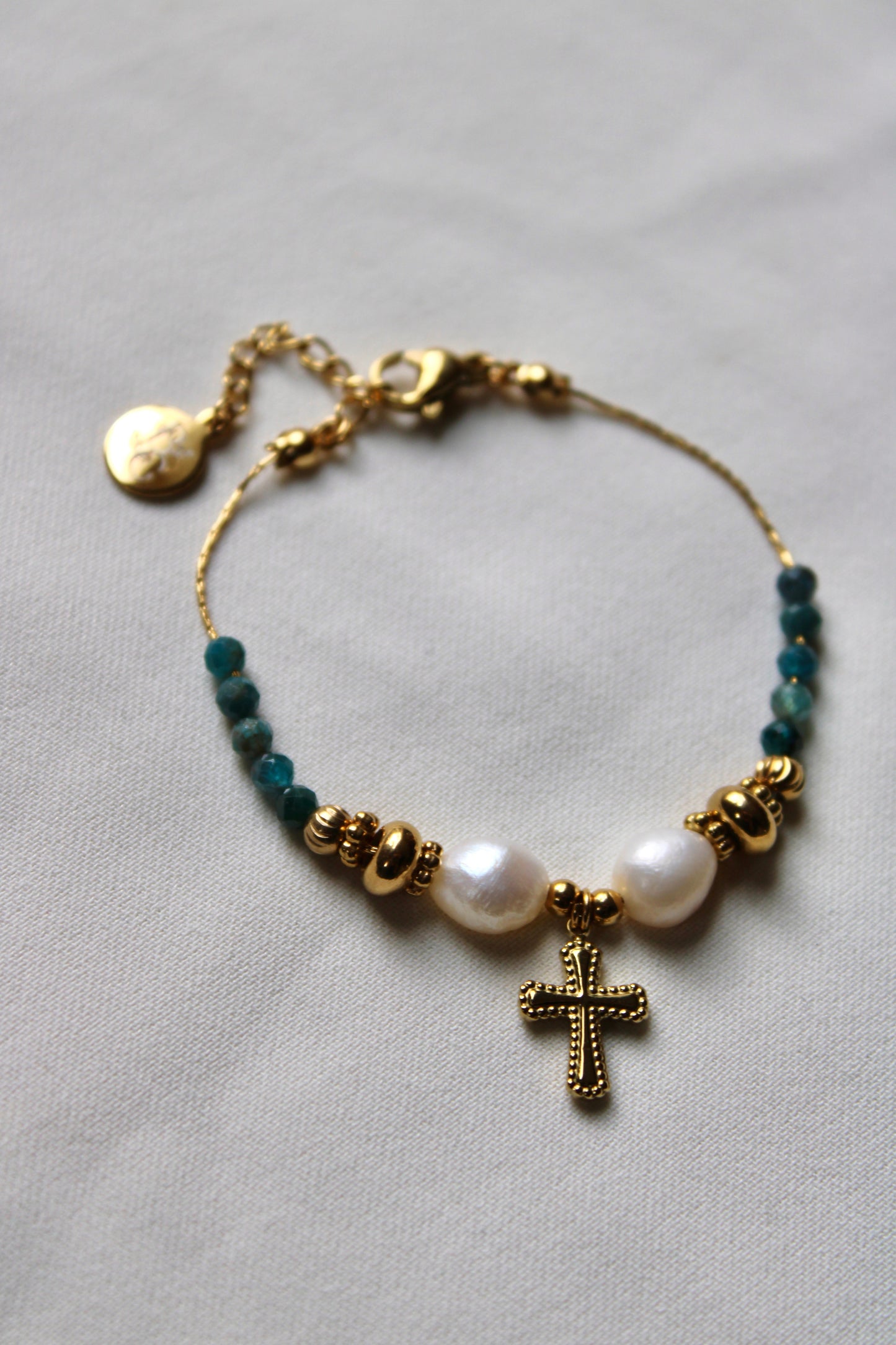 Bracelet fidèle perles d’eau douce Les Bijoux De Claclou