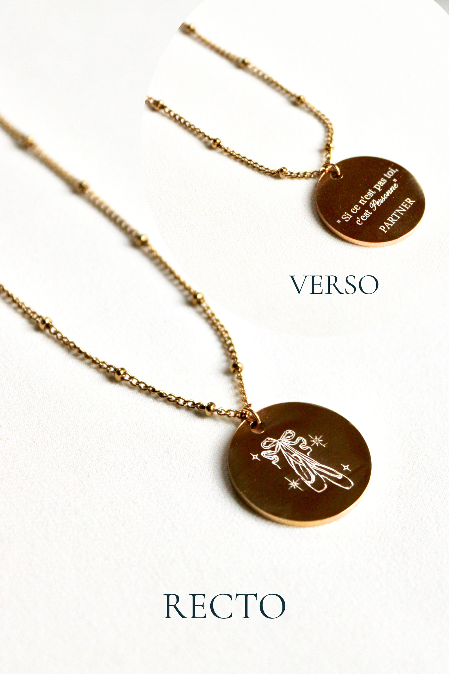 Collier gravé inspiré de livres  - Édition Littéraire Les Bijoux De Claclou