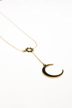 Collier Blanc dans Noir Les Bijoux De Claclou