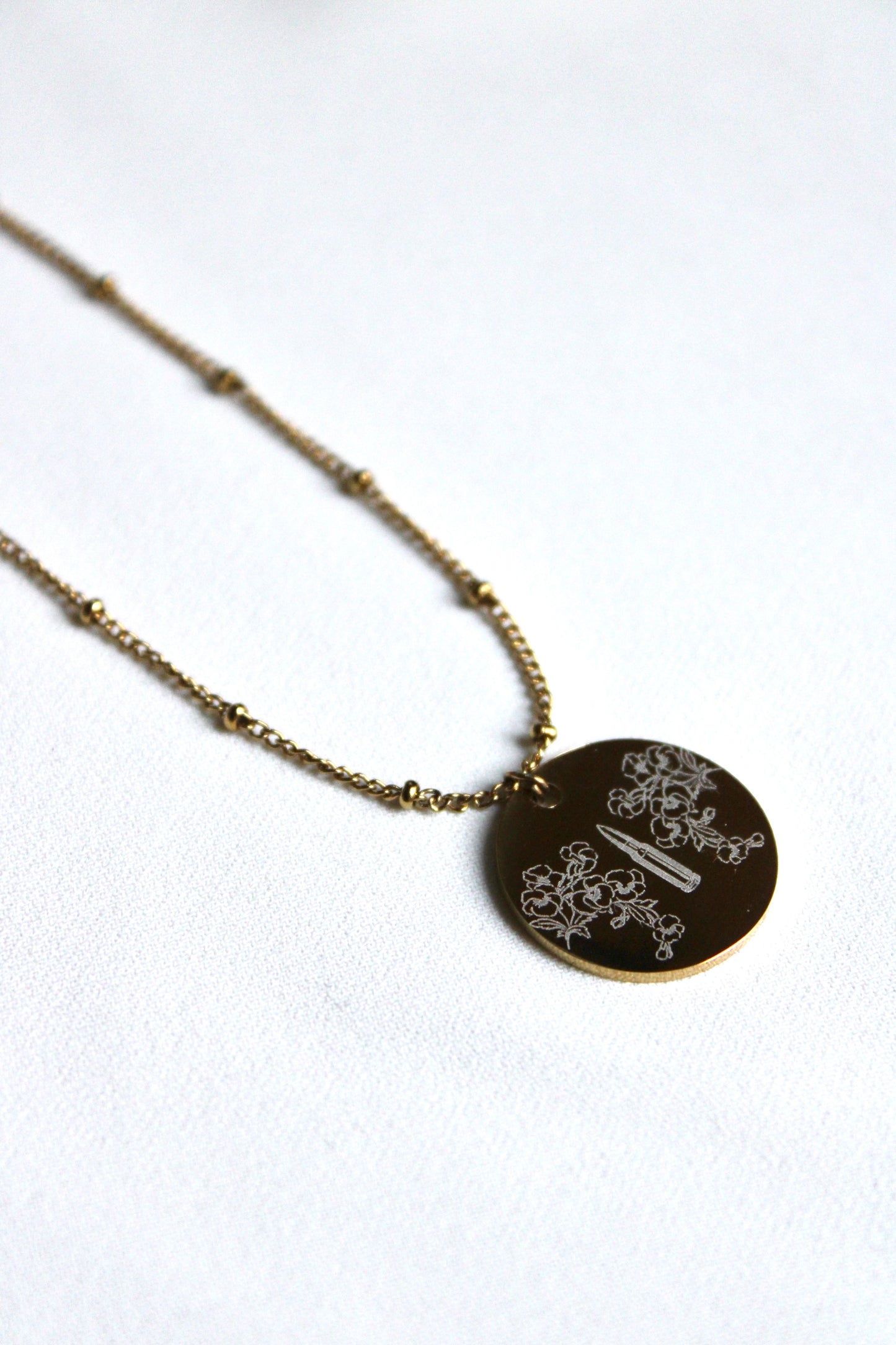 Collier pendentif BLACK VENUS