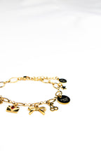 Bracelet Breloque ROM-COM GIRLY - ÉDITION UNIVERS LITTÉRAIRES Les Bijoux De Claclou