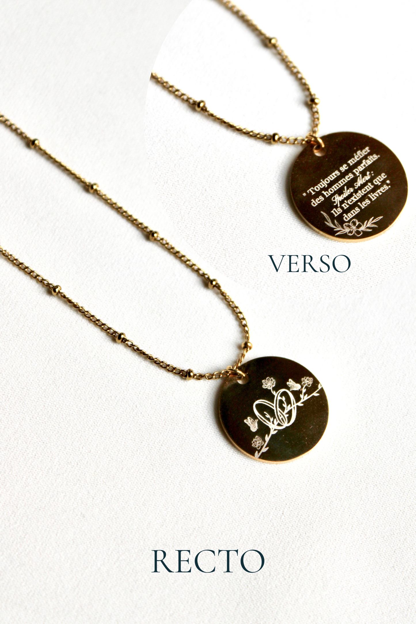 Collier gravé inspiré de livres  - Édition Littéraire Les Bijoux De Claclou