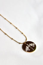 Collier gravé inspiré de livres  - Édition Littéraire Les Bijoux De Claclou