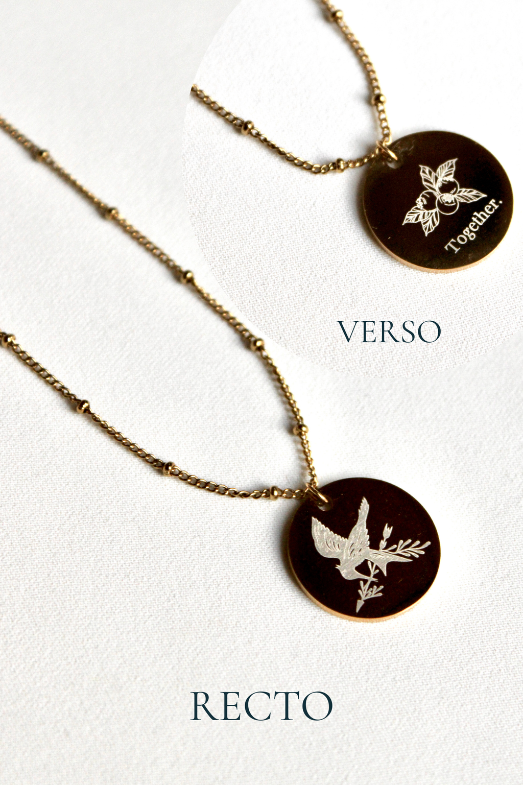 Collier gravé inspiré de livres  - Édition Littéraire Les Bijoux De Claclou