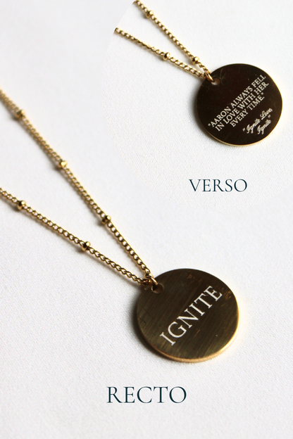 Collier gravé inspiré de livres  - Édition Littéraire Les Bijoux De Claclou