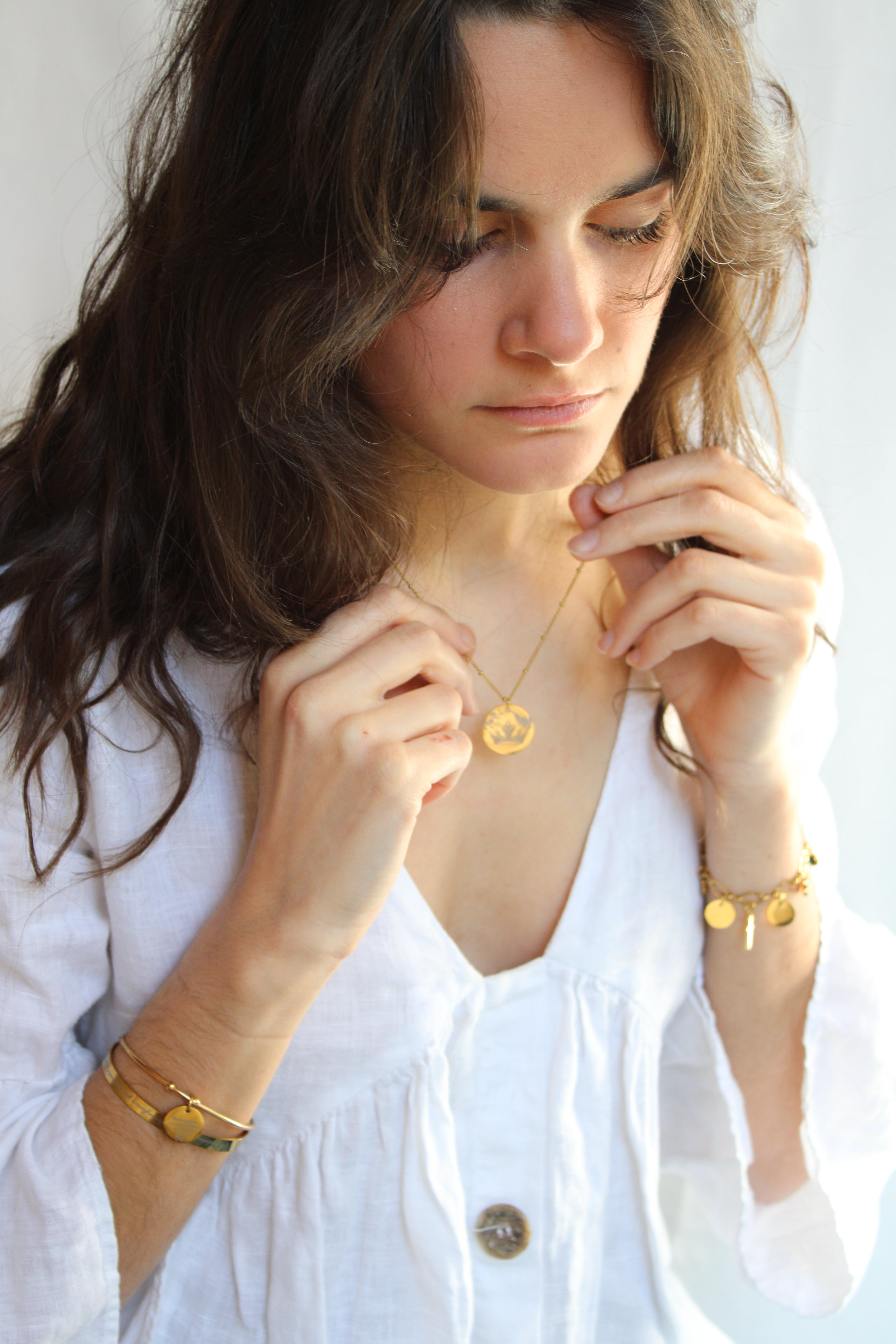 Collier pendentif livre personnalisé Les Bijoux De Claclou